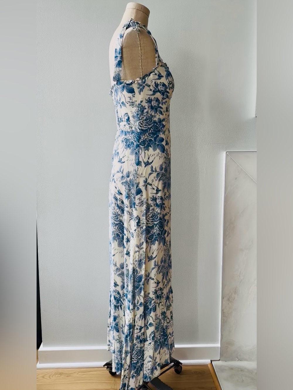 Reformation Nikita dress in Pompadour, size 4 - Picture 8 of 14